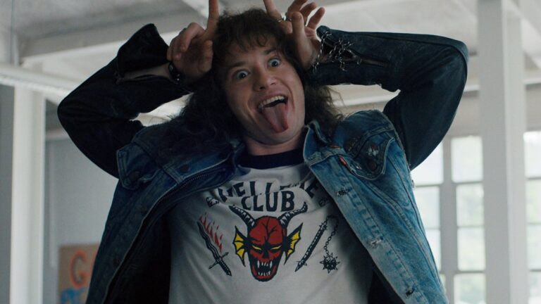 Fan-Favorite STRANGER THINGS Character Eddie Munson is Getting His Own Prequel Novel — GeekTyrant Fan-Favorite STRANGER THINGS Character Eddie Munson is Getting His Own Prequel Novel — GeekTyrant