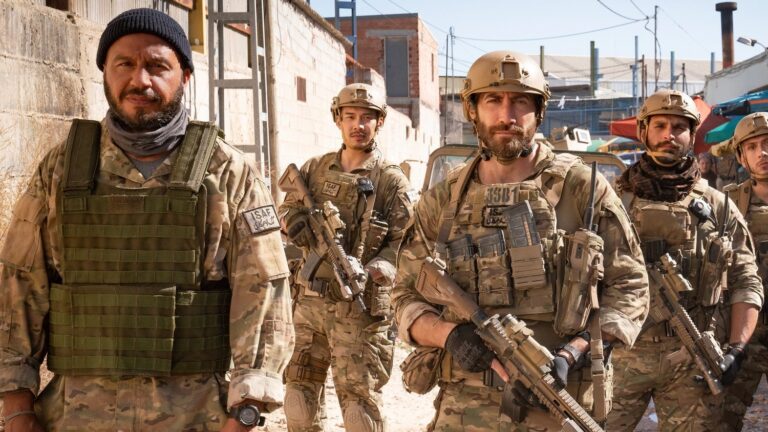 Guy Ritchie and Jake Gyllenhaal’s Action Thriller THE COVENANT Gets a Behind the Scenes Featurette — GeekTyrant Guy Ritchie and Jake Gyllenhaal’s Action Thriller THE COVENANT Gets a Behind the Scenes Featurette — GeekTyrant