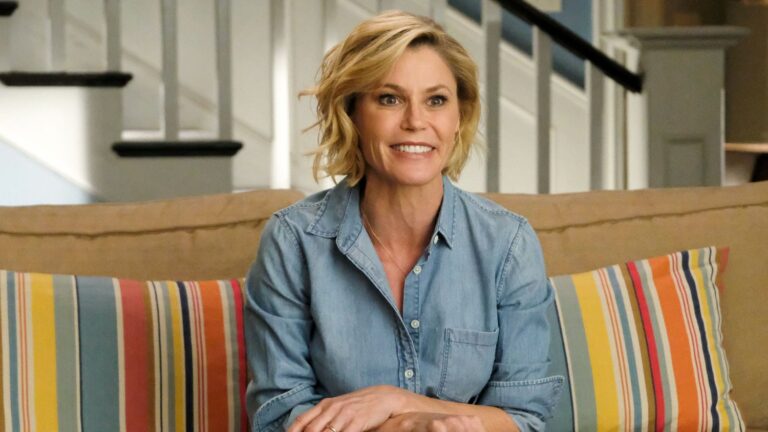 Julie Bowen Set to Star in Satanic Panic Thriller Series Hysteria! — GeekTyrant Julie Bowen Set to Star in Satanic Panic Thriller Series Hysteria! — GeekTyrant