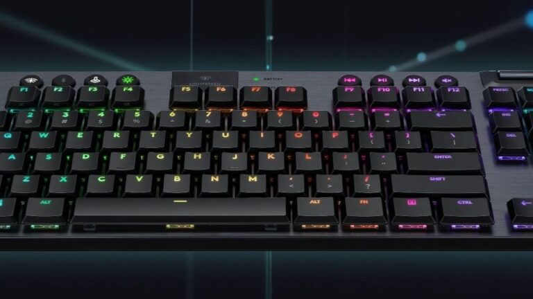 Logitech G915 Lightspeed Wireless Mechanical Gaming Keyboard Is a Solid Keyboard Choice — GeekTyrant Logitech G915 Lightspeed Wireless Mechanical Gaming Keyboard Is a Solid Keyboard Choice — GeekTyrant